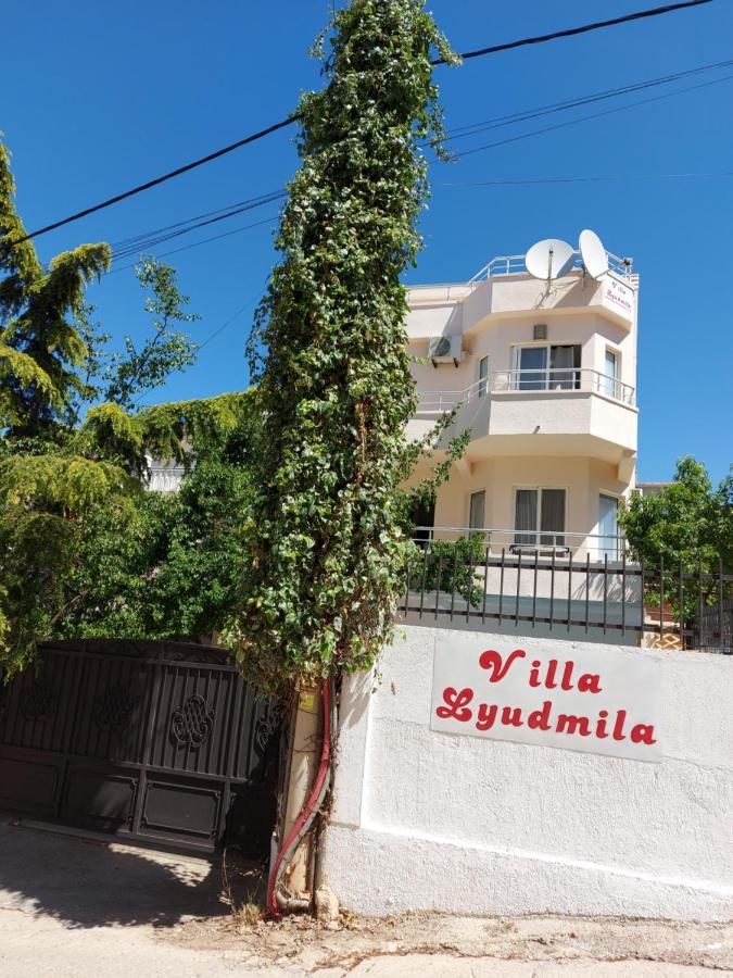 Villa Lyudmila อัตเจฮะห์ ภายนอก รูปภาพ